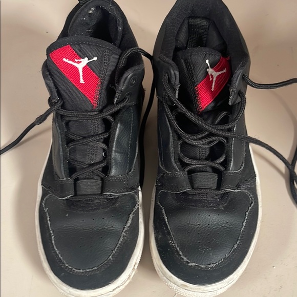 Nike Other - Like New, Nike Jorden Style Youth Shoes